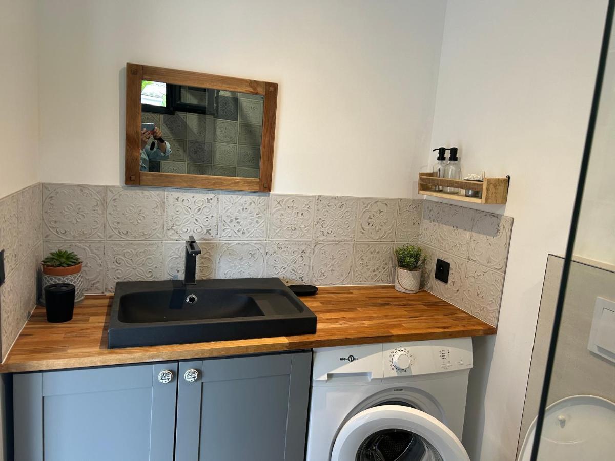 Charmant Studio Dans Villa - Jardin Privatif . La Seyne-sur-Mer Eksteriør billede